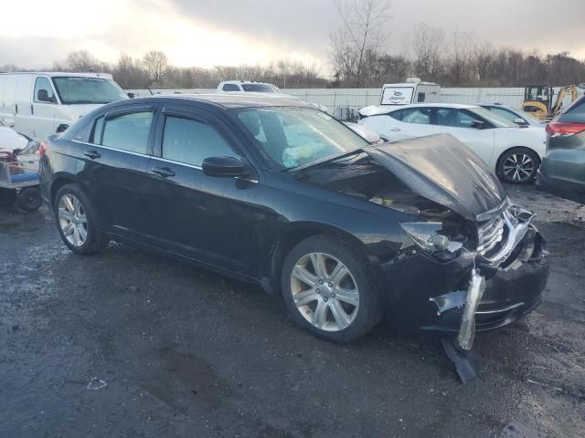 2013 Chrysler 200 LX