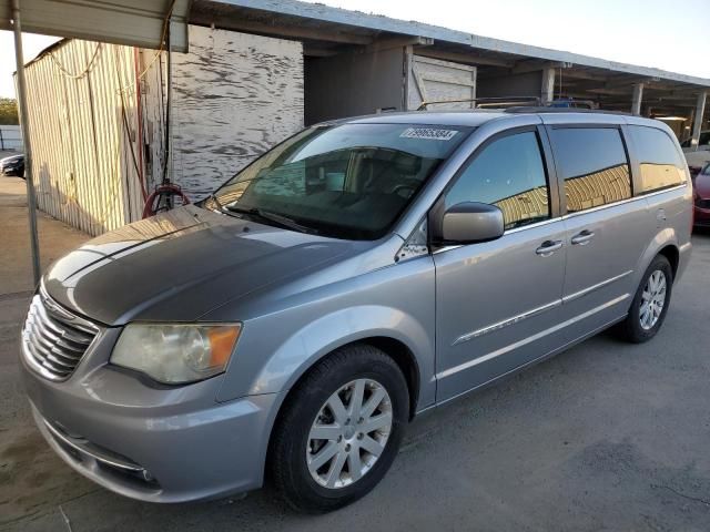 2013 Chrysler Town & Country Touring