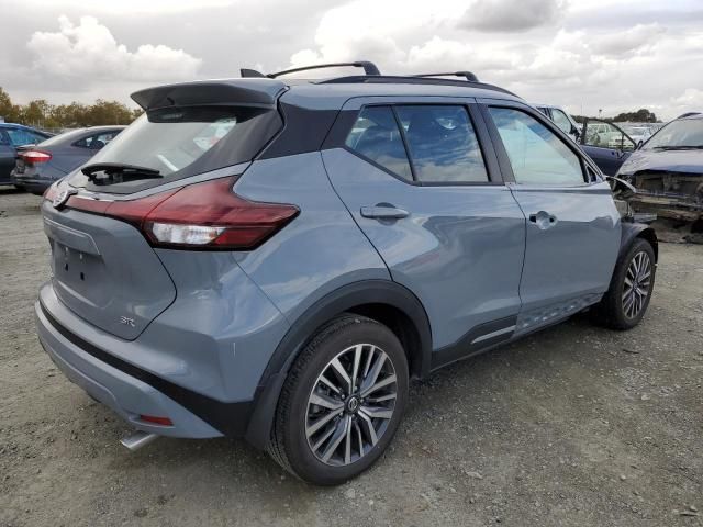 2021 Nissan Kicks SR