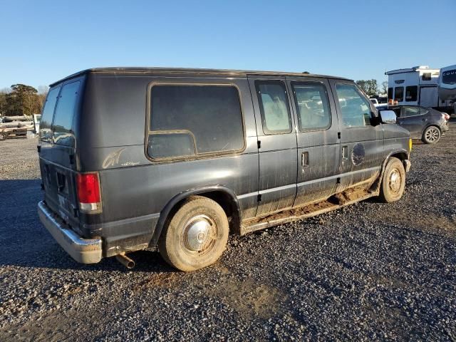 2000 Ford Econoline E150 Van