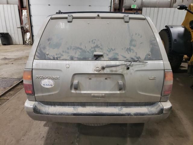 1999 Nissan Pathfinder LE