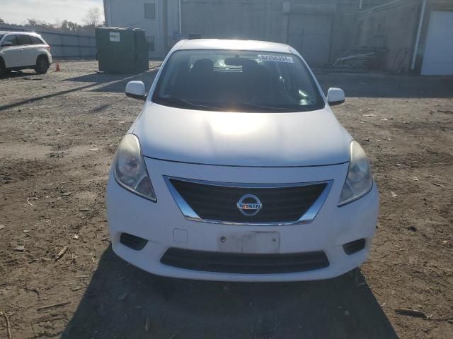 2013 Nissan Versa S