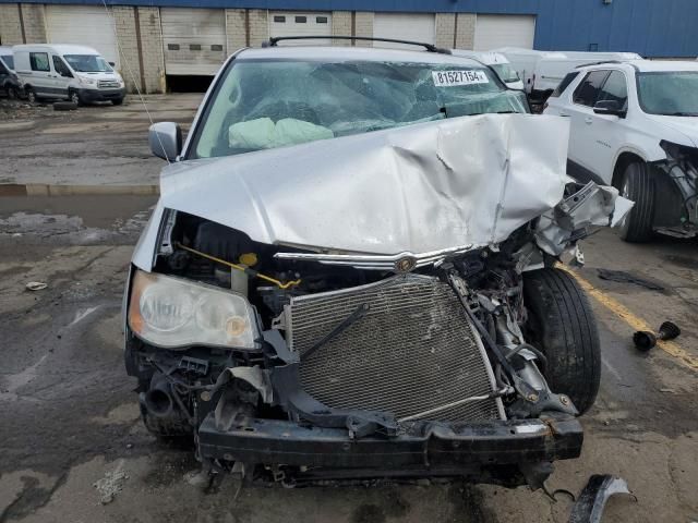 2008 Chrysler Town & Country Touring