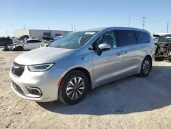 Chrysler Pacifica Hybrid Touring l Vehiculos salvage en venta: 2023 Chrysler Pacifica Hybrid Touring L