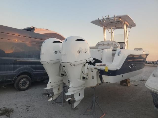 2018 Robalo Boat