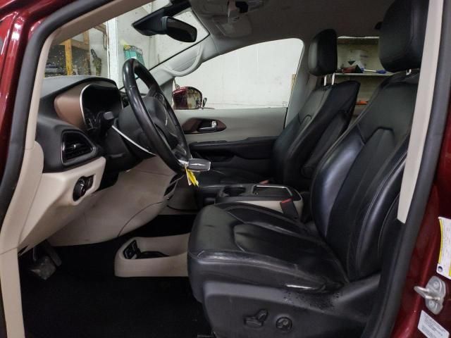 2017 Chrysler Pacifica Touring L Plus