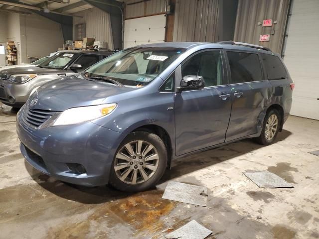 2016 Toyota Sienna LE