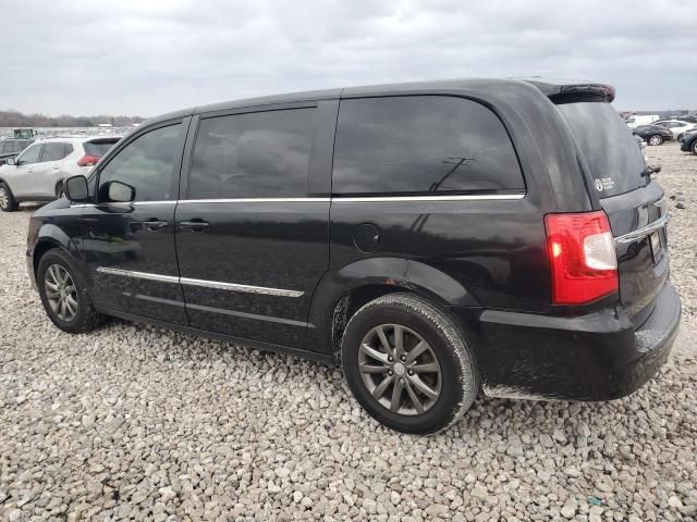 2015 Chrysler Town & Country S