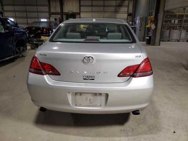 2010 Toyota Avalon XL