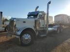 2001 Peterbilt 379