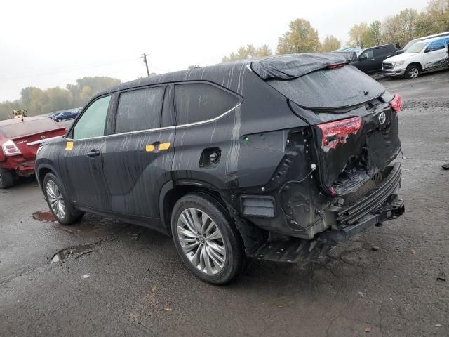 2022 Toyota Highlander Hybrid Platinum