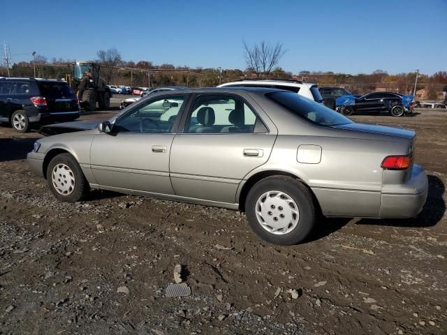 1999 Toyota Camry LE