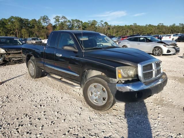 2005 Dodge Dakota SLT