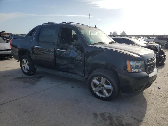 2013 Chevrolet Avalanche LS