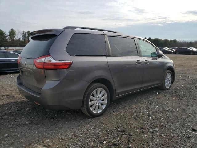 2015 Toyota Sienna LE