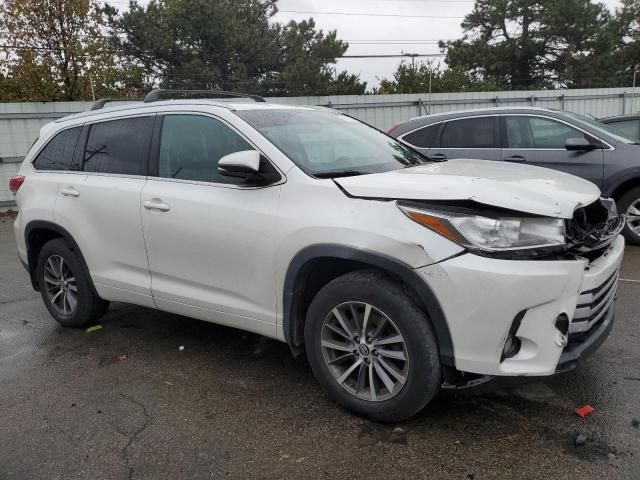 2018 Toyota Highlander SE