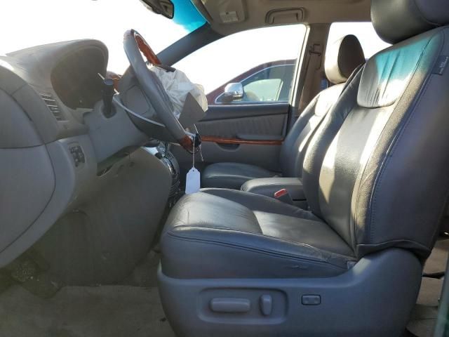 2009 Toyota Sienna XLE