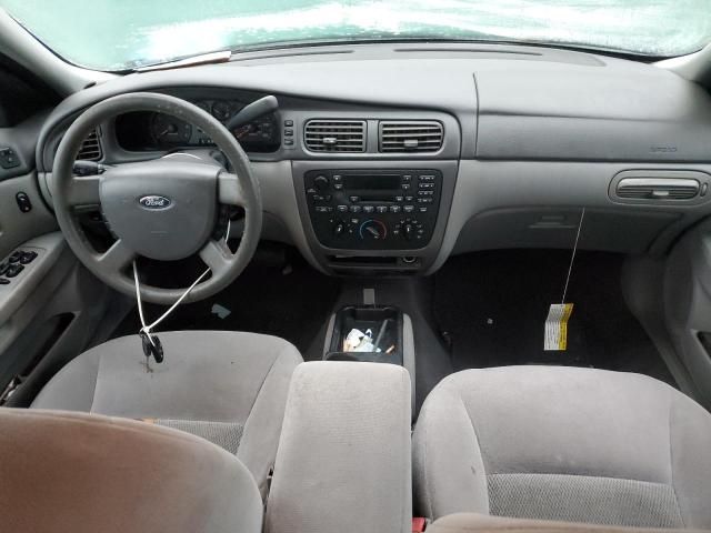 2005 Ford Taurus SE