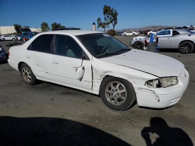 2000 Toyota Camry CE