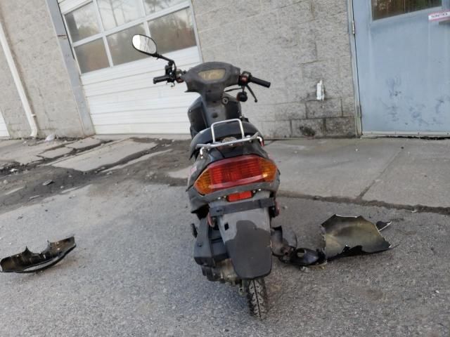 2005 Qing Moped