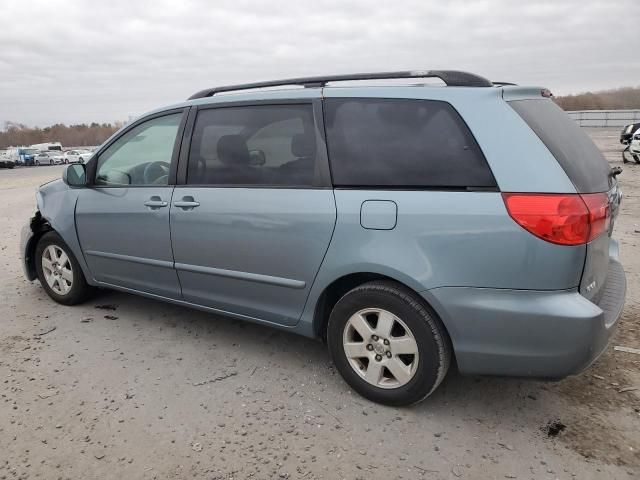 2008 Toyota Sienna XLE