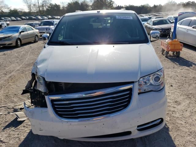 2011 Chrysler Town & Country Limited