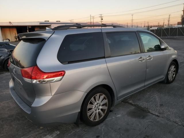 2013 Toyota Sienna XLE