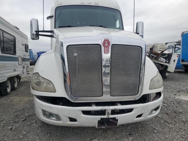 2015 Kenworth Construction T680