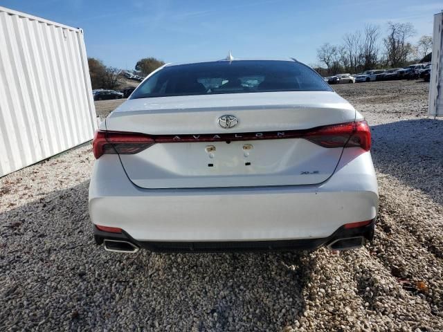 2022 Toyota Avalon XLE