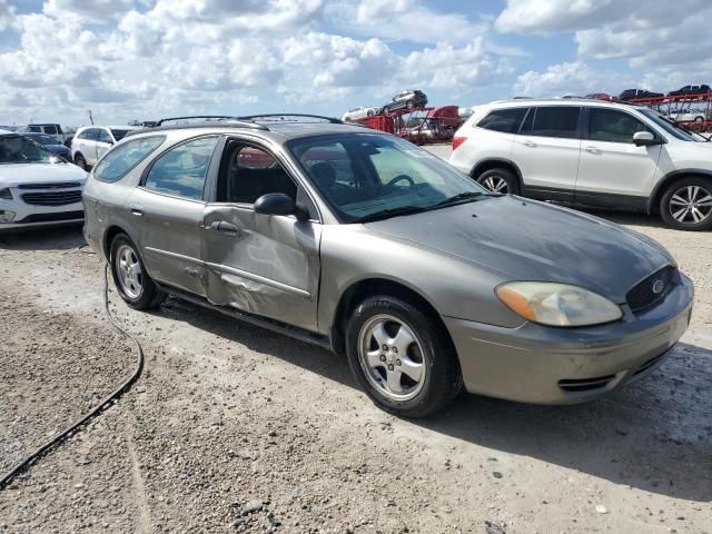 2004 Ford Taurus SE