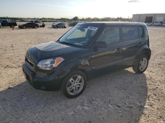 2011 KIA Soul +