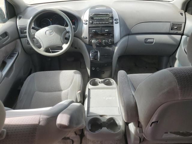 2006 Toyota Sienna CE