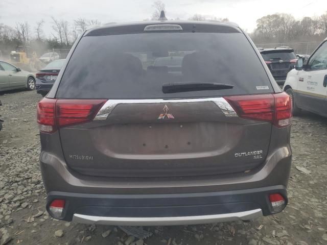 2018 Mitsubishi Outlander SE