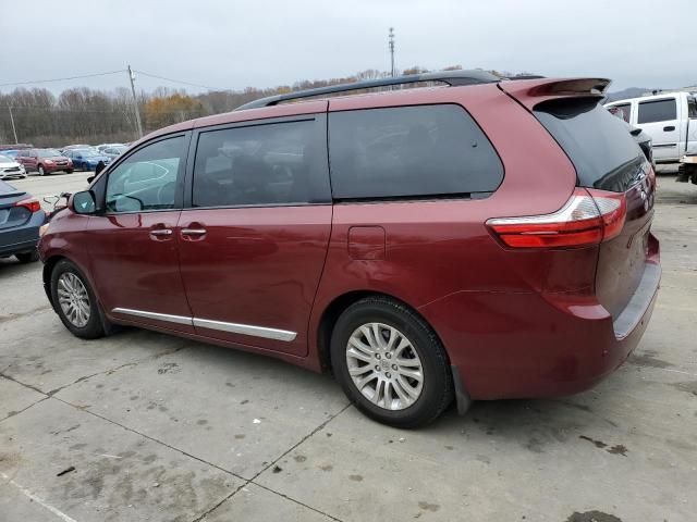 2015 Toyota Sienna XLE