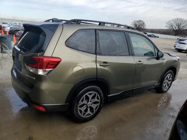 2024 Subaru Forester Premium