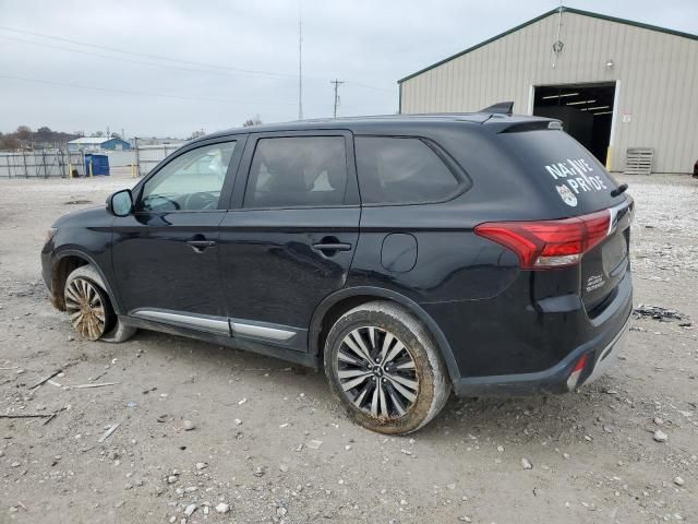 2020 Mitsubishi Outlander SE