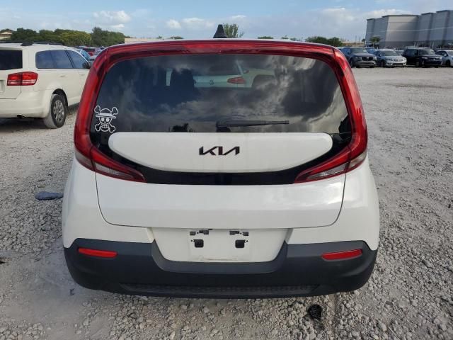 2022 KIA Soul LX