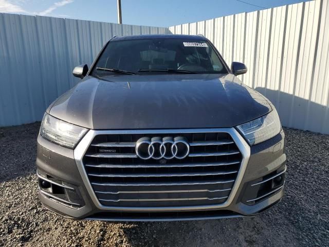 2018 Audi Q7 Premium Plus