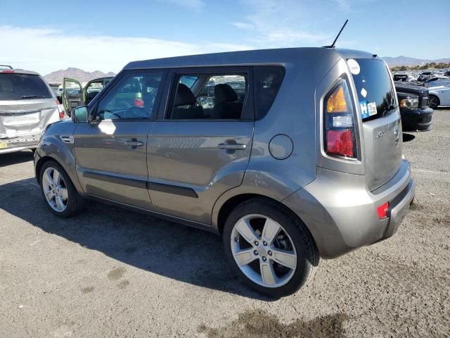 2011 KIA Soul +