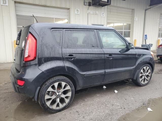 2013 KIA Soul +