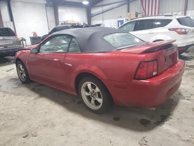 2000 Ford Mustang