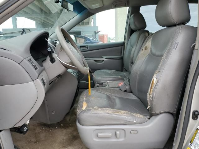 2006 Toyota Sienna CE