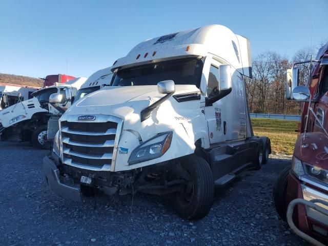 2023 Freightliner Cascadia 126