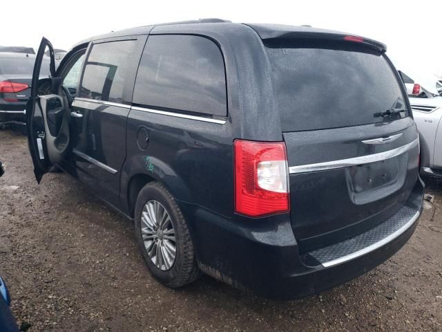 2015 Chrysler Town & Country Touring L