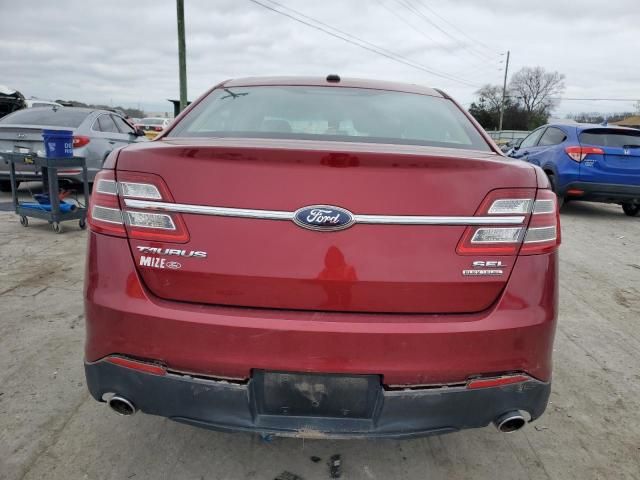 2013 Ford Taurus SEL