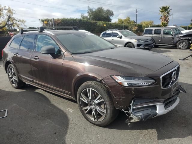 2017 Volvo V90 Cross Country T6 Inscription