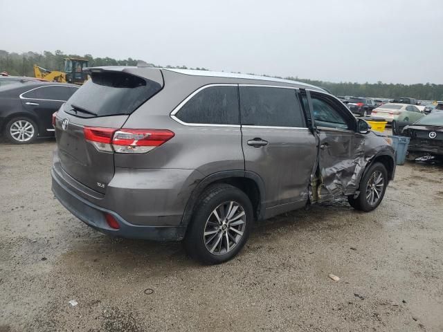 2018 Toyota Highlander SE