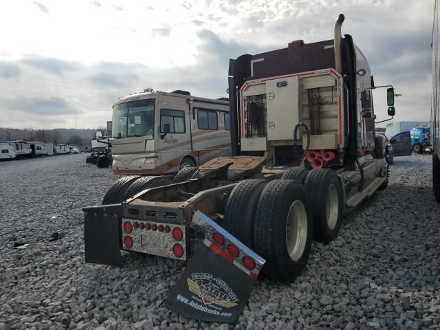 2005 Freightliner Conventional Columbia