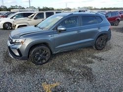 Volkswagen Vehiculos salvage en venta: 2023 Volkswagen Taos SE