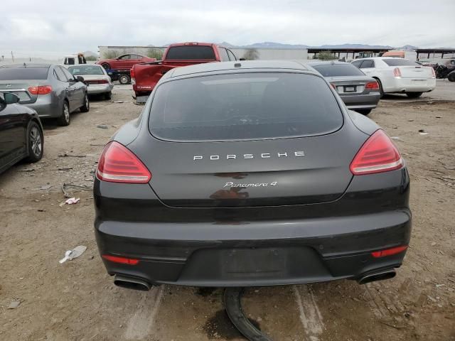 2015 Porsche Panamera 2